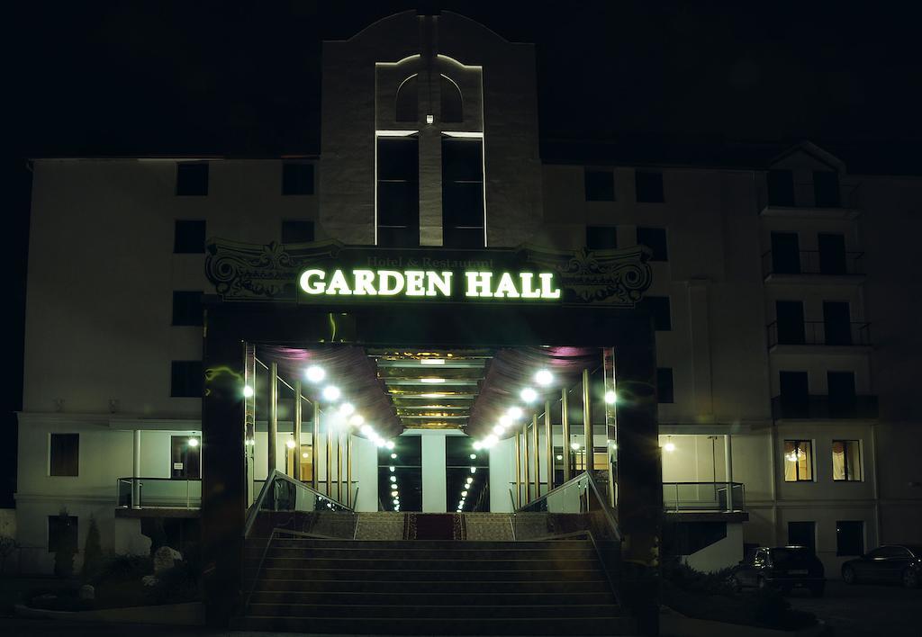 Garden Hall Ternopil Eksteriør billede