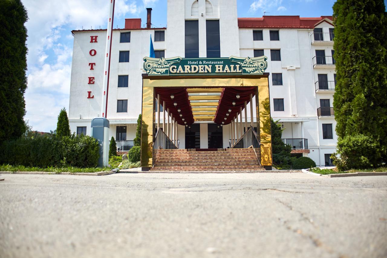 Garden Hall Ternopil Eksteriør billede