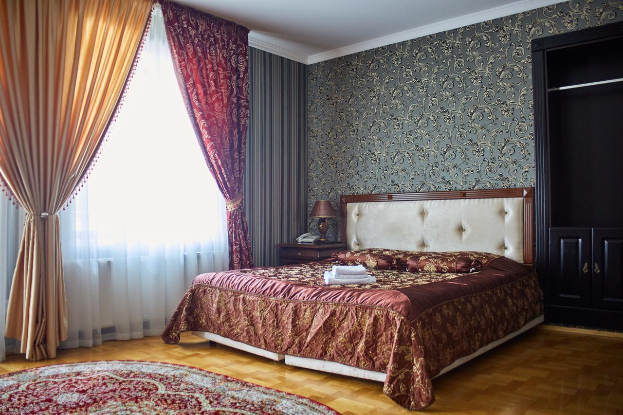Garden Hall Ternopil Eksteriør billede