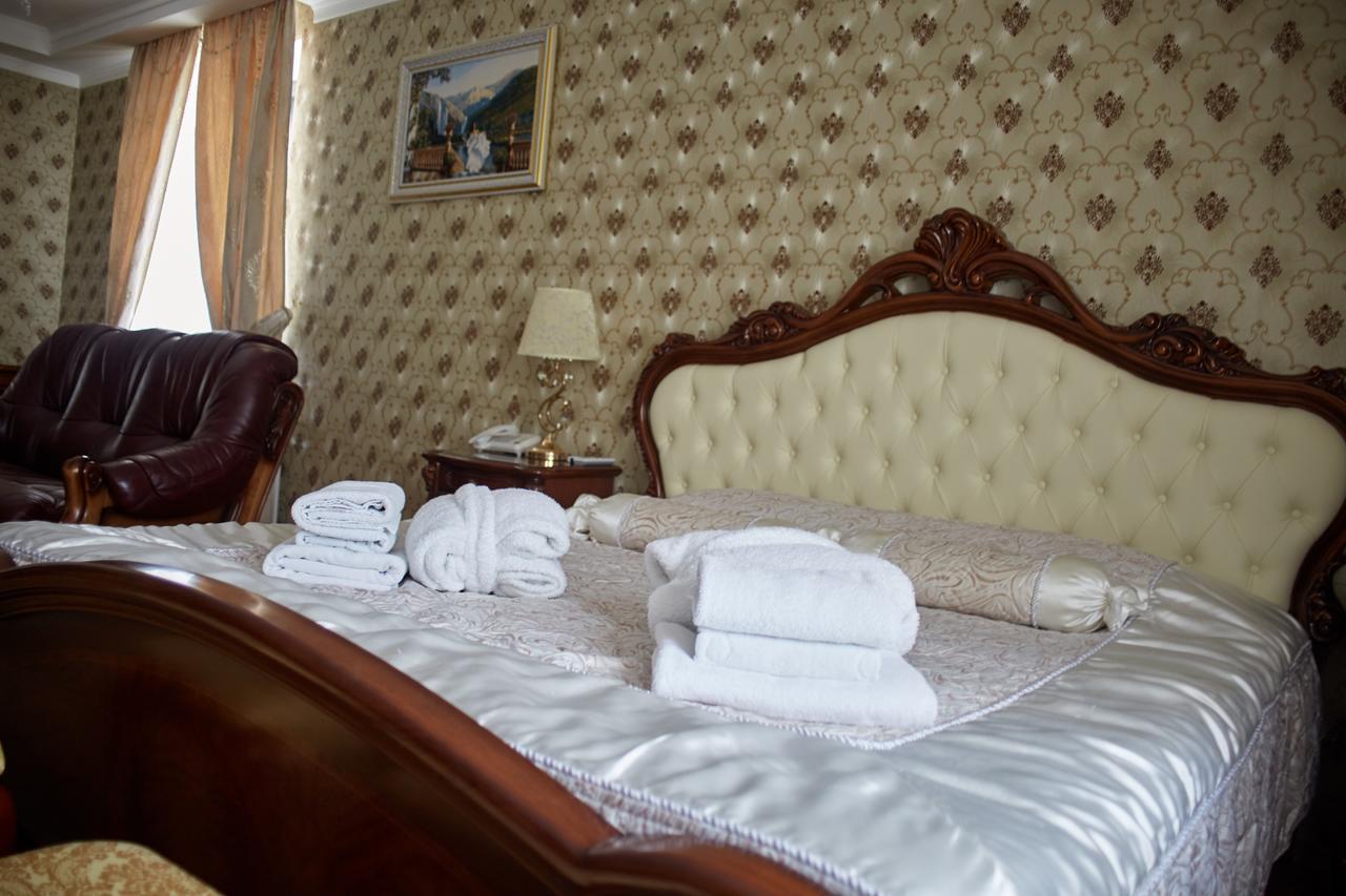 Garden Hall Ternopil Eksteriør billede